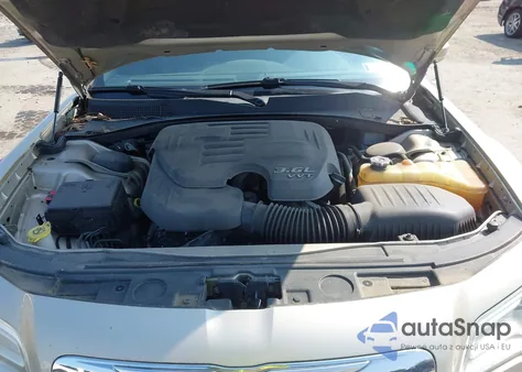 2012 Chrysler 300 из США, поврежденный, VIN 2C3CCAAG7CH312505